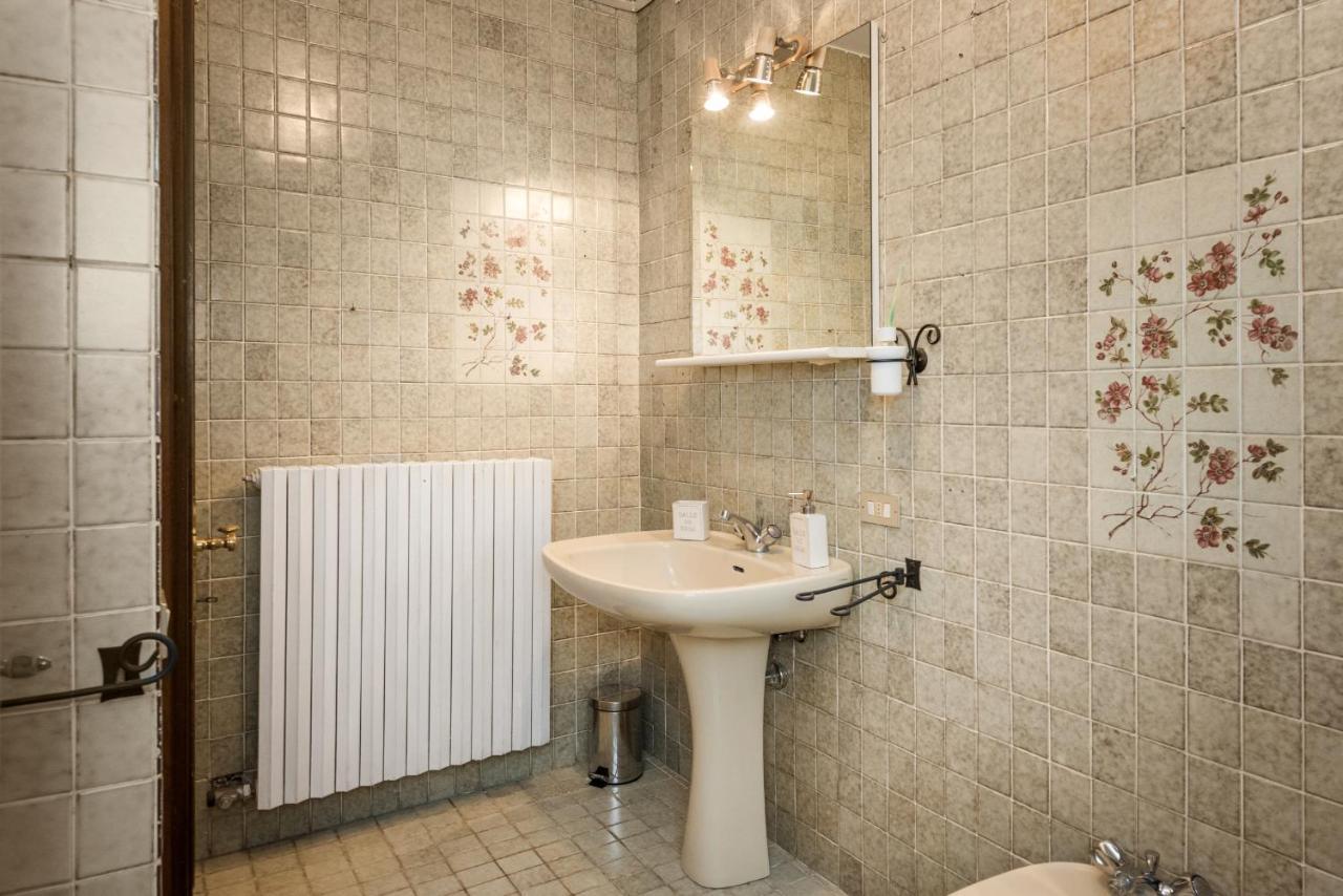 Flats4Rent Sabotino Apartment Verona Bagian luar foto